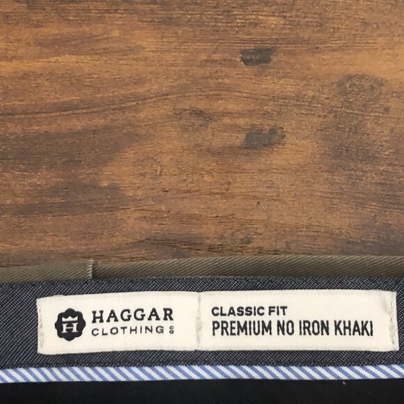 Haggar Classic Fit Khaki Pants Men’s 42x30 | Business Casual Comfort - Picture 5 of 8